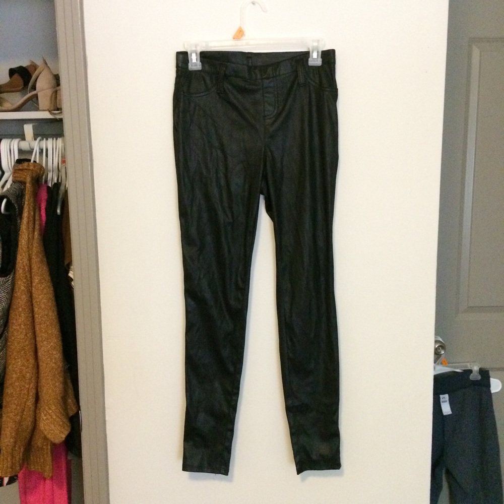 Soft Faux Leather Skinny Pants